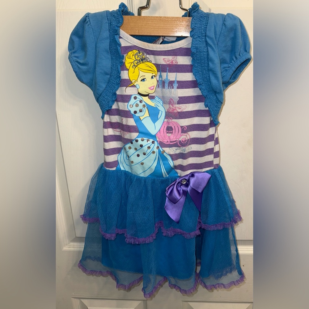 Girls Cinderella night gown 4T